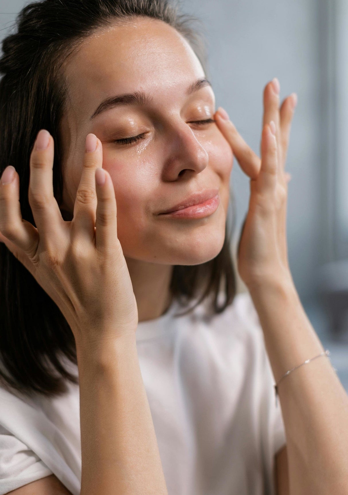 Produkt FLOSLEK Kremy do twarzy Krem odbudowujący FLOSLEK Snail ze śluzem ślimaka na dzień i noc 50ml 002149
