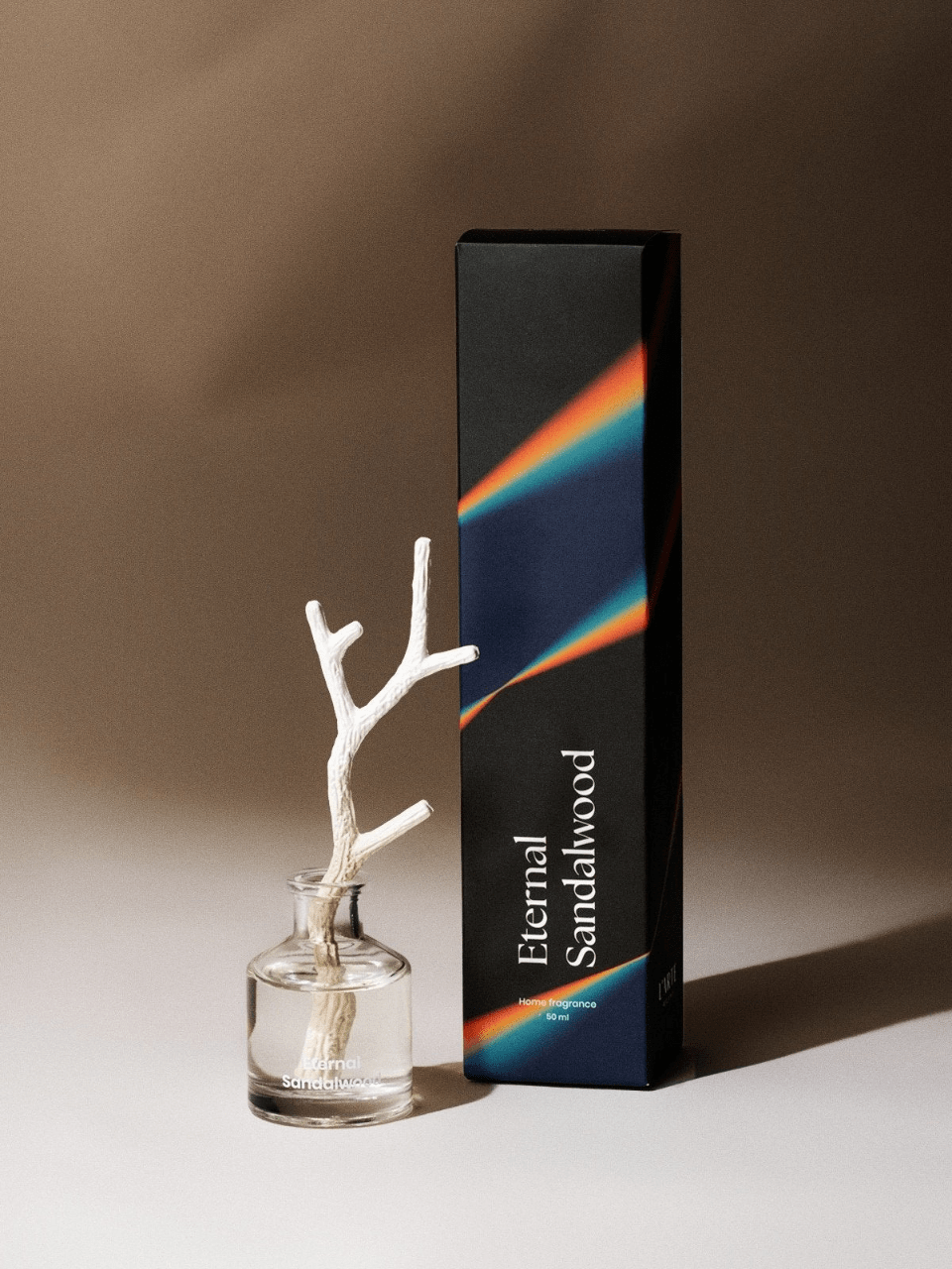 Produkt L'ARTE MILANO Odświeżacze powietrza Zapach do domu L'ARTE MILANO "Eternal Sandalwood" 50 ml 052840