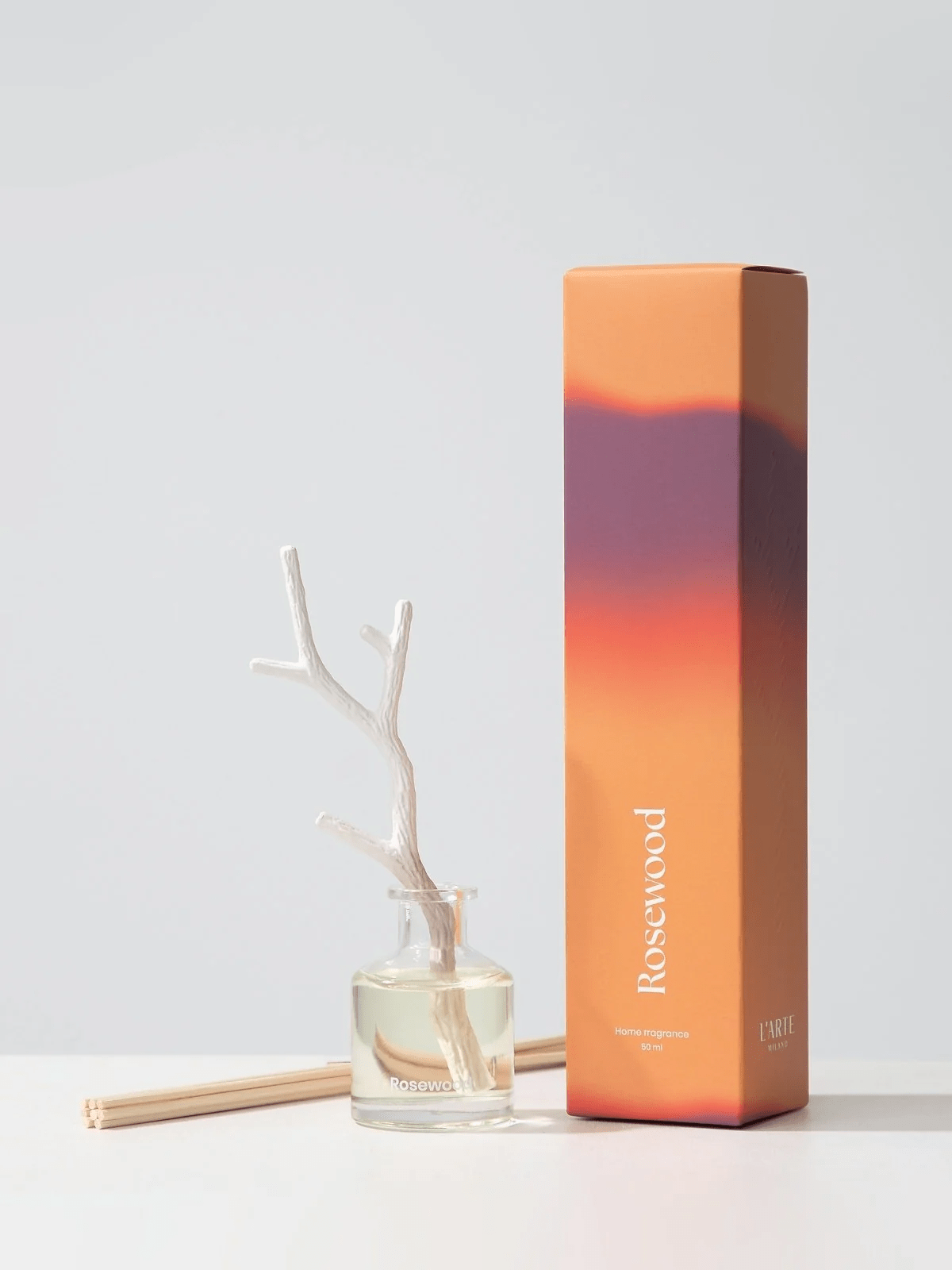 Produkt L'ARTE MILANO Odświeżacze powietrza Zapach do domu L'ARTE MILANO "Rosewood" 50 ml 052842