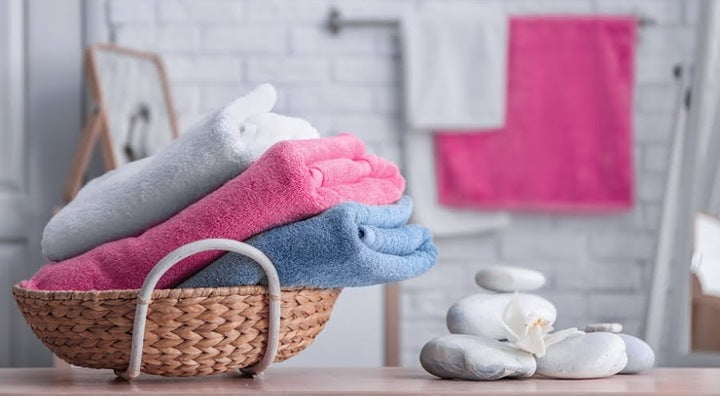 Produkt ARIEL Płyny i żele do prania Żel do prania ARIEL Universal+ Touch Of Lenor Unstoppables 100 prań 5l 004499