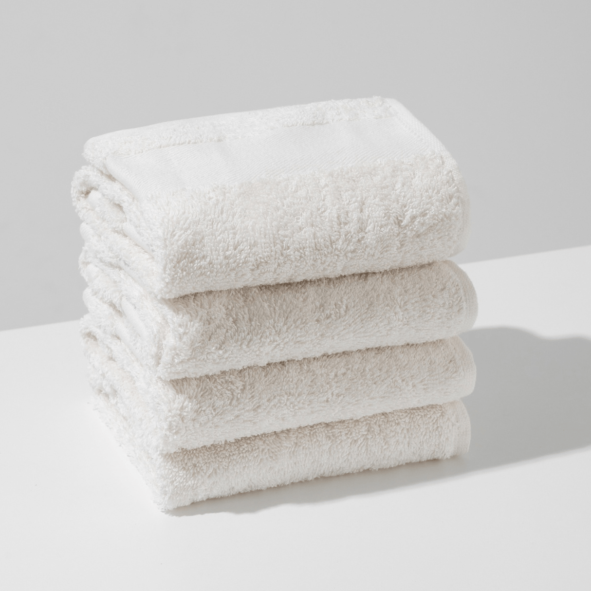 Produkt L'ARTE MILANO Ręcznik kąpielowy Zestaw ręczników bawełnianych L'ARTE MILANO 4x 30 x 50 cm 052828