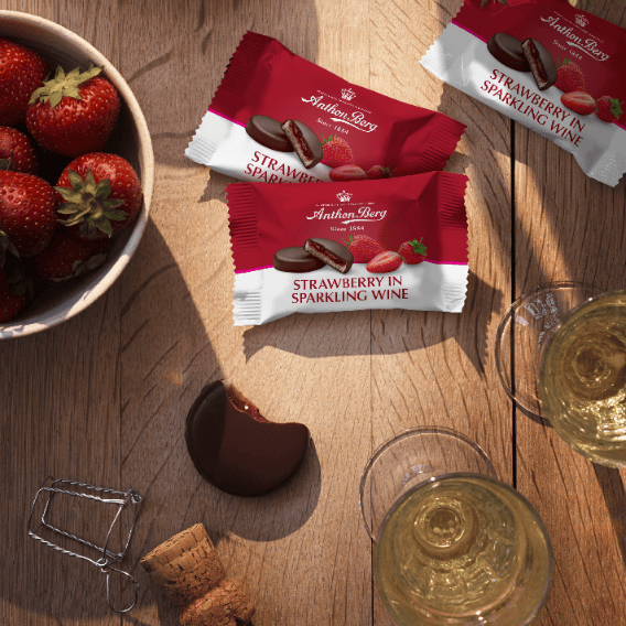 Produkt ANTHON BERG Czekolada 2x Czekoladki Anthon Berg Strawberry in Sparkling Wine 220g K_004361_2