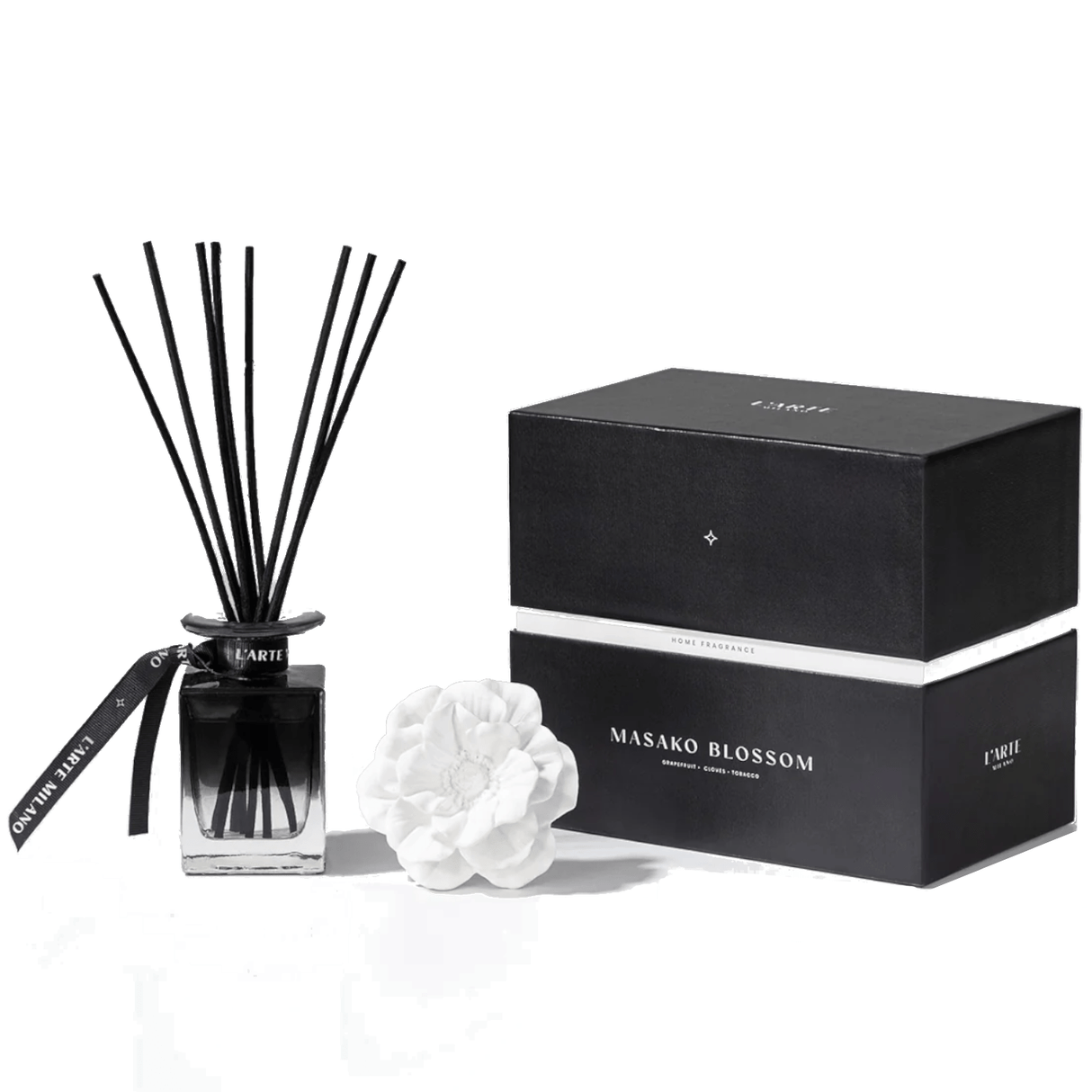 Produkt L'ARTE MILANO Odświeżacze powietrza Zapach do domu L'ARTE MILANO Masako Blossom z kwiatem porcelany 120 ml 052835