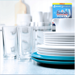 Produkt FINISH Tabletki i kapsułki do zmywarki Tabletki do zmywarki FINISH Powerball All in 1 Lemon Sparkle 110szt 003007